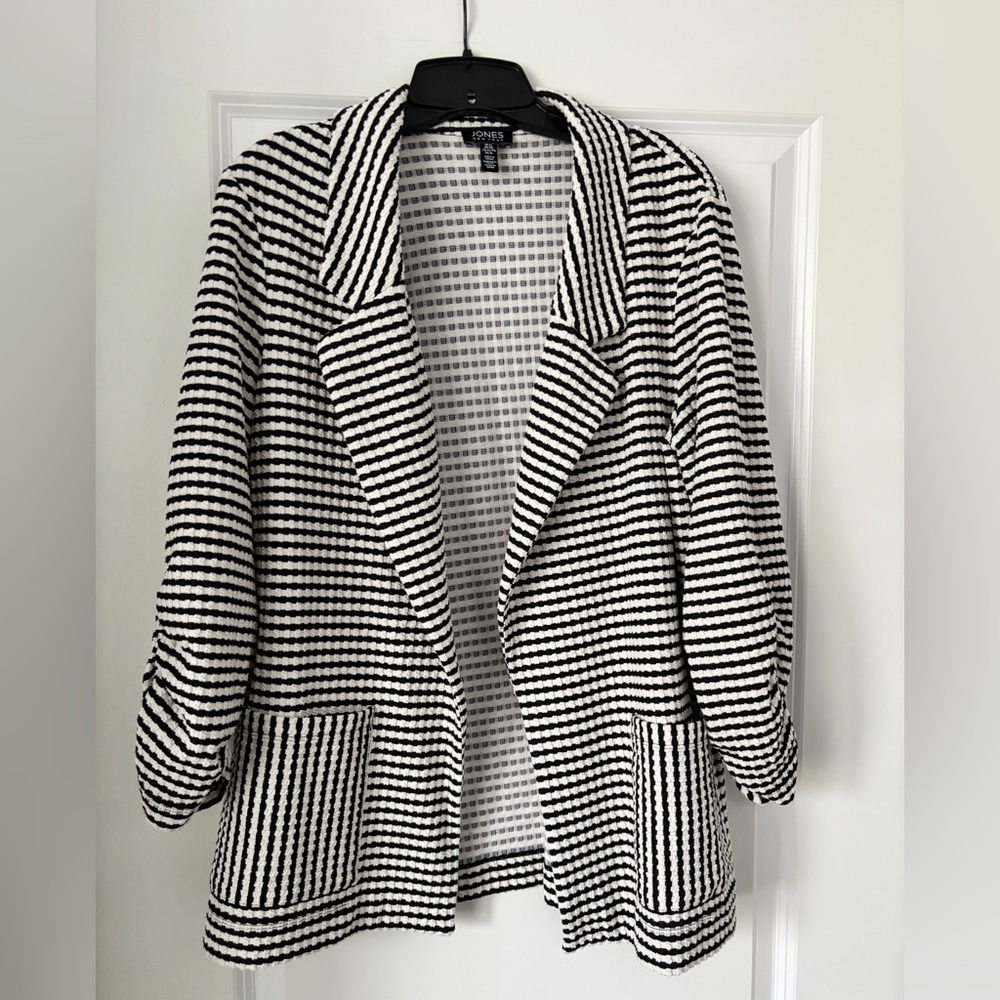 Jones New York Black and White Striped Open-Front Blazer